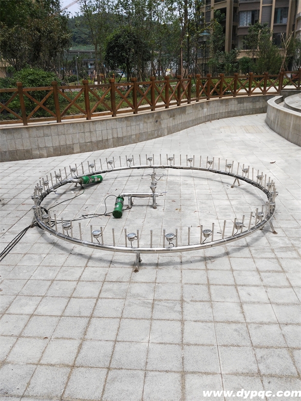 四川南充嘉怡苑组合水景施工现场