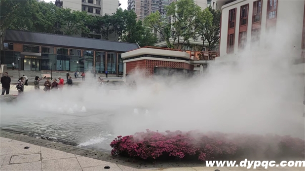 重庆九龙坡建设渠水景雾森效果现场实拍